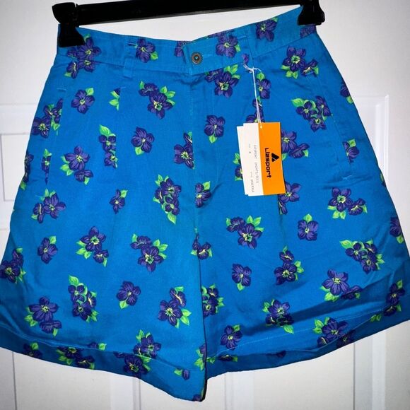 LIZSPORT New High Waisted Pleated Floral Cotton Shorts - Picture 1 of 9